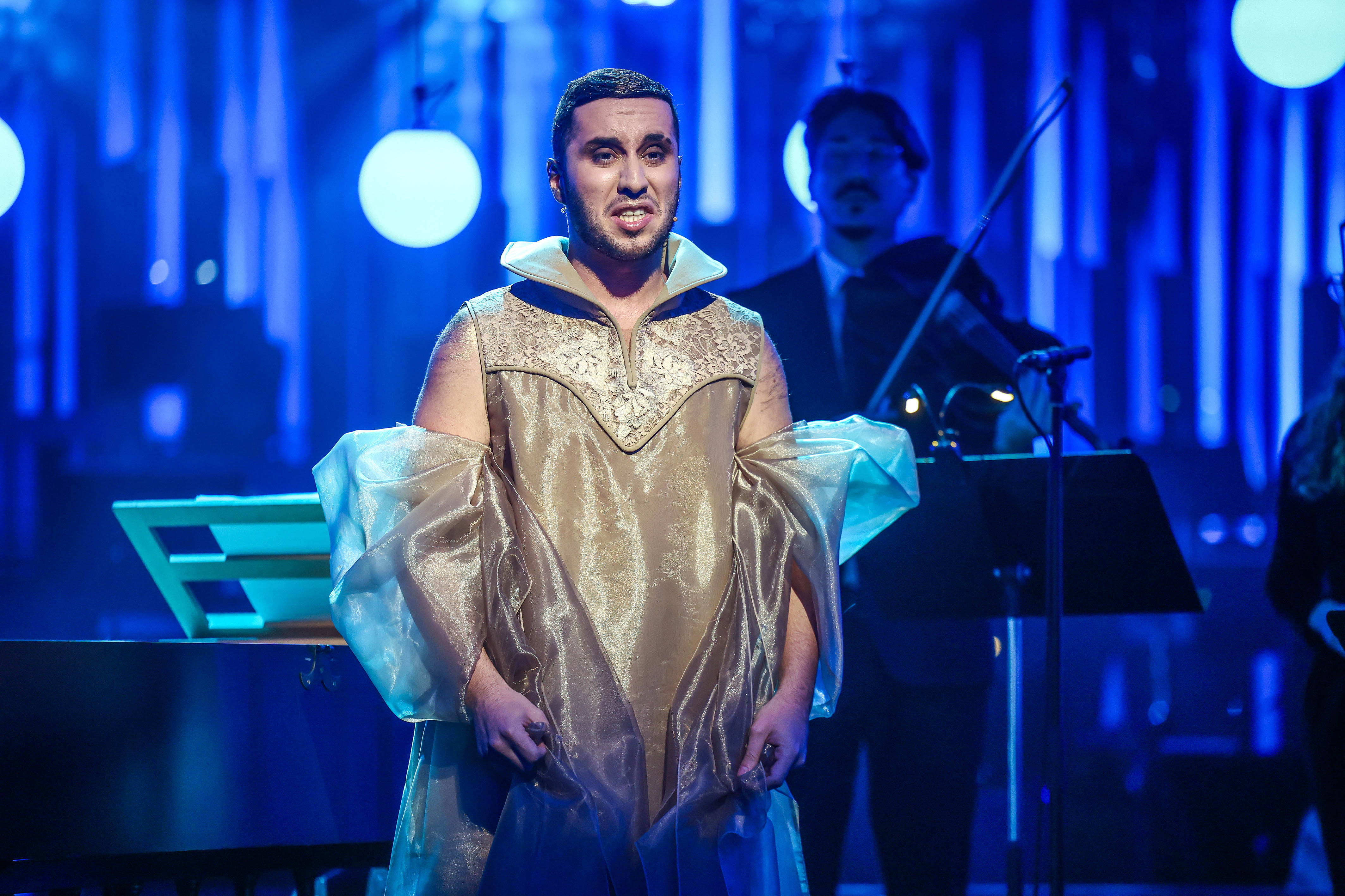GINÉS VARGAS el joven cuevano que cautivó con su arte en el Talent Show ‘ARIA, locos por la ópera’