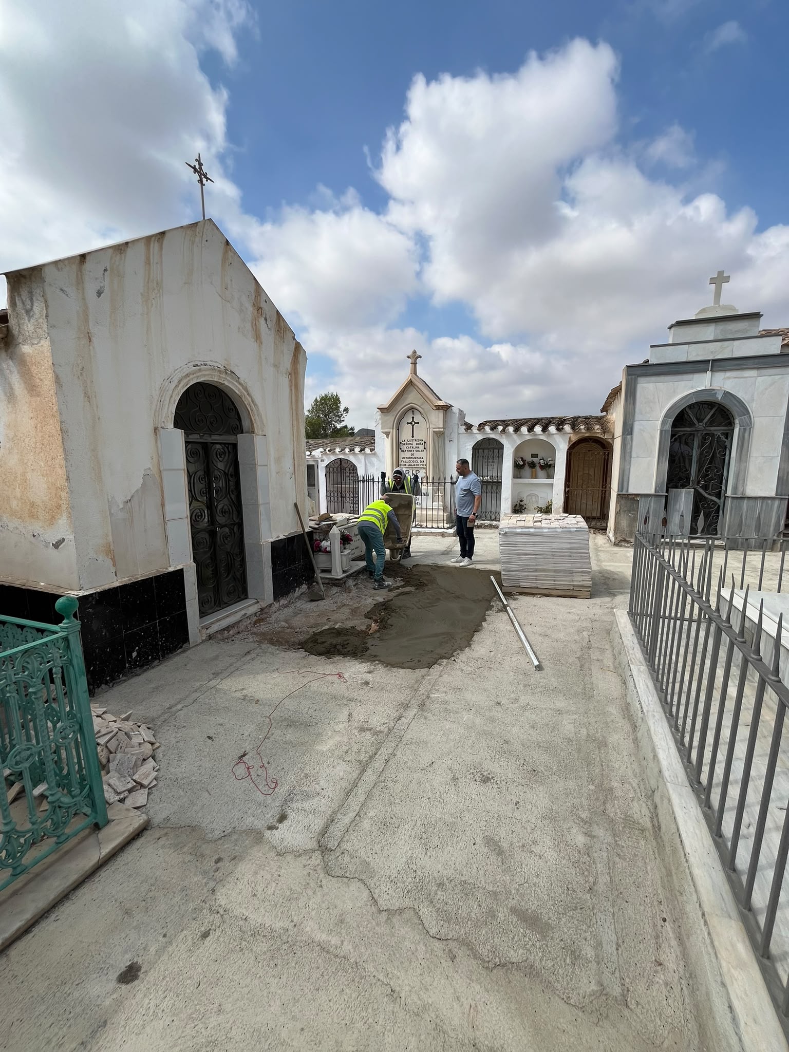 Renovación obras cementerio