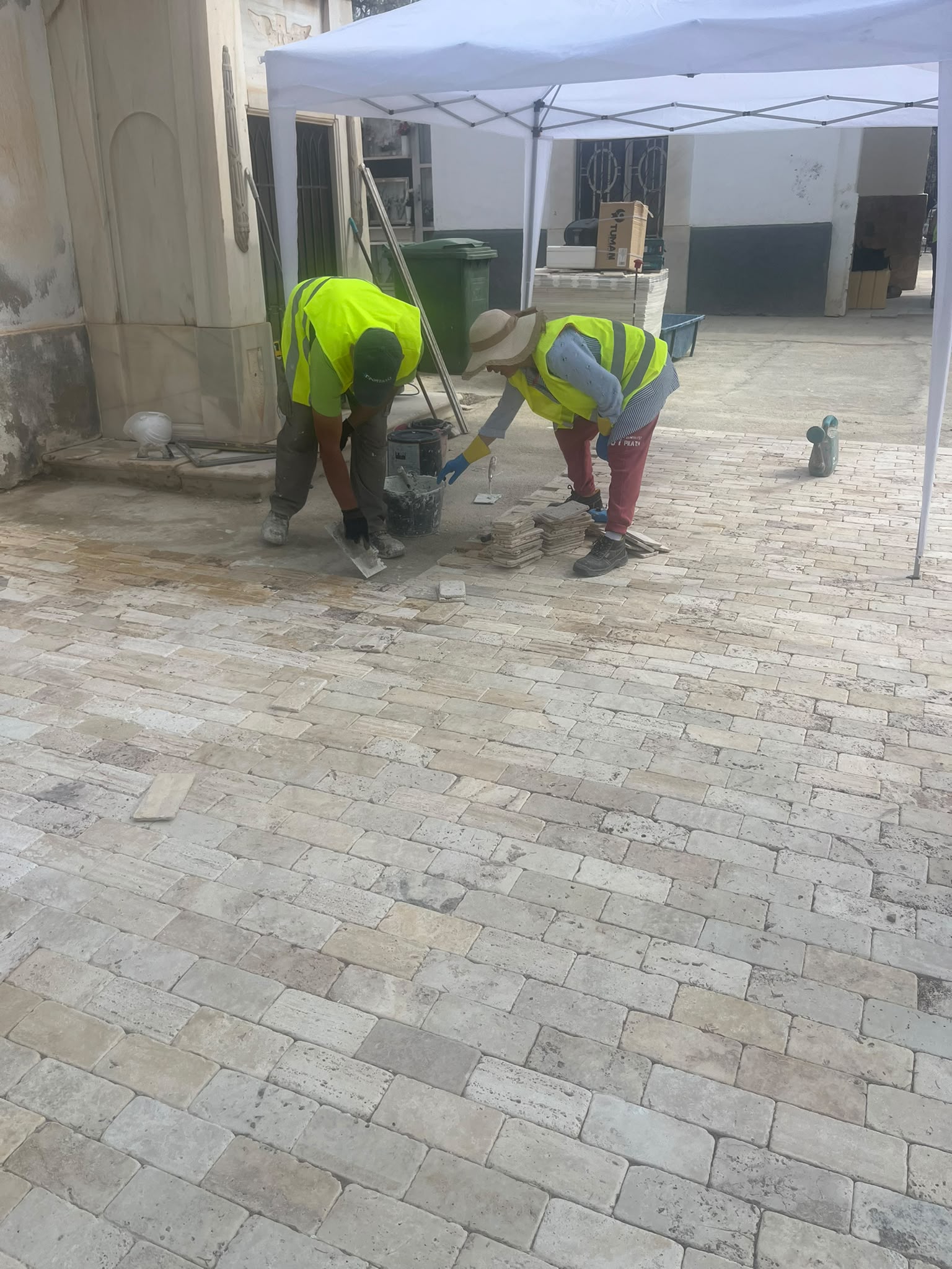 Renovación obras cementerio